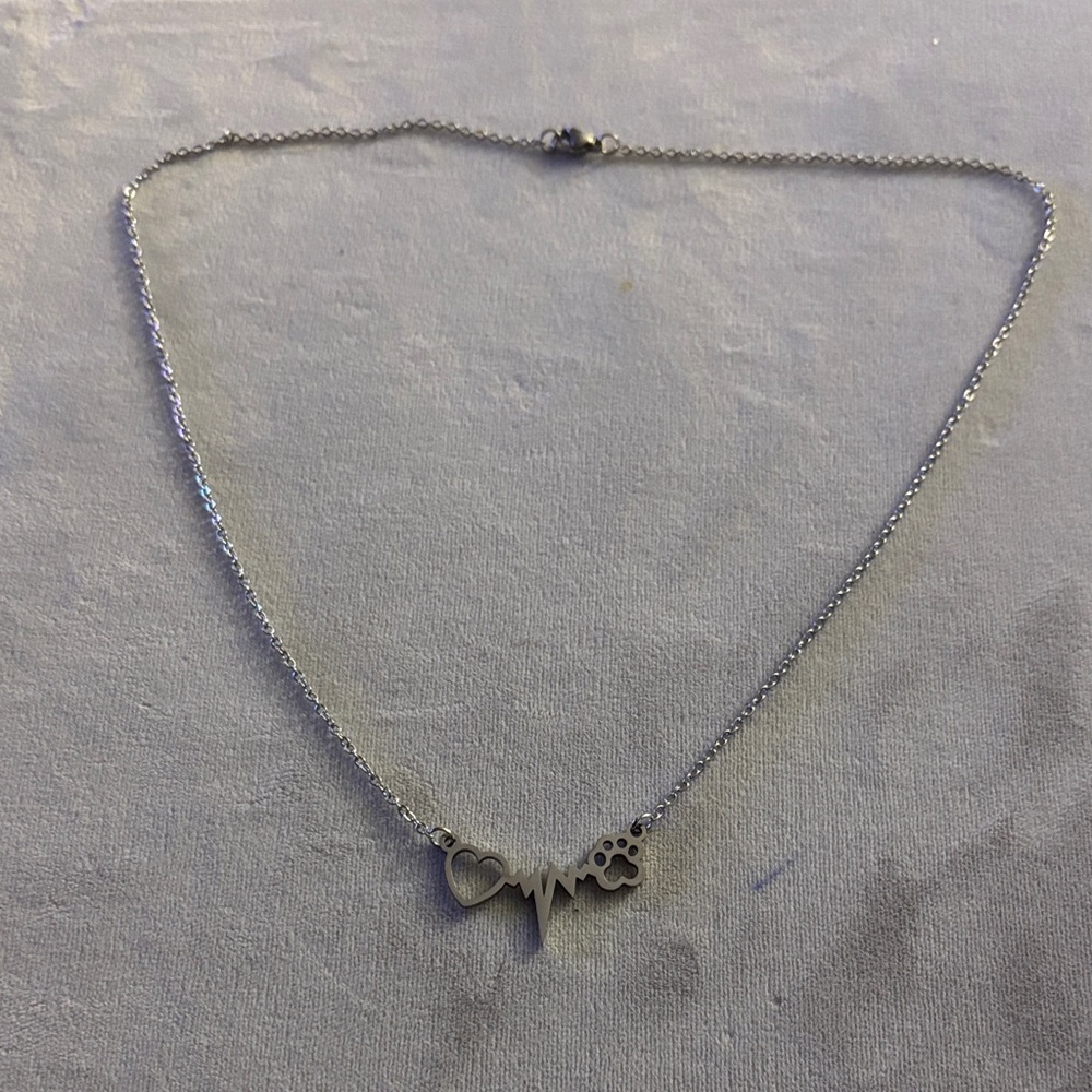 Chic Silver Heartbeat Necklace with Paw Charm